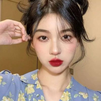 真的脱光了！北京奥森光猪跑 比基尼美女抢镜